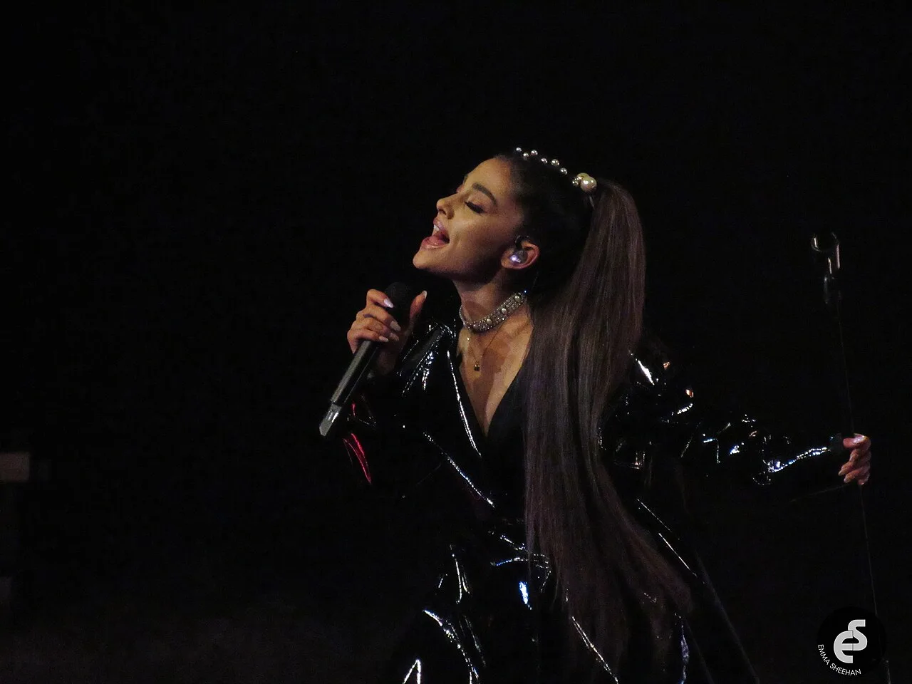 Ariana Grande Steps Back from Public Life