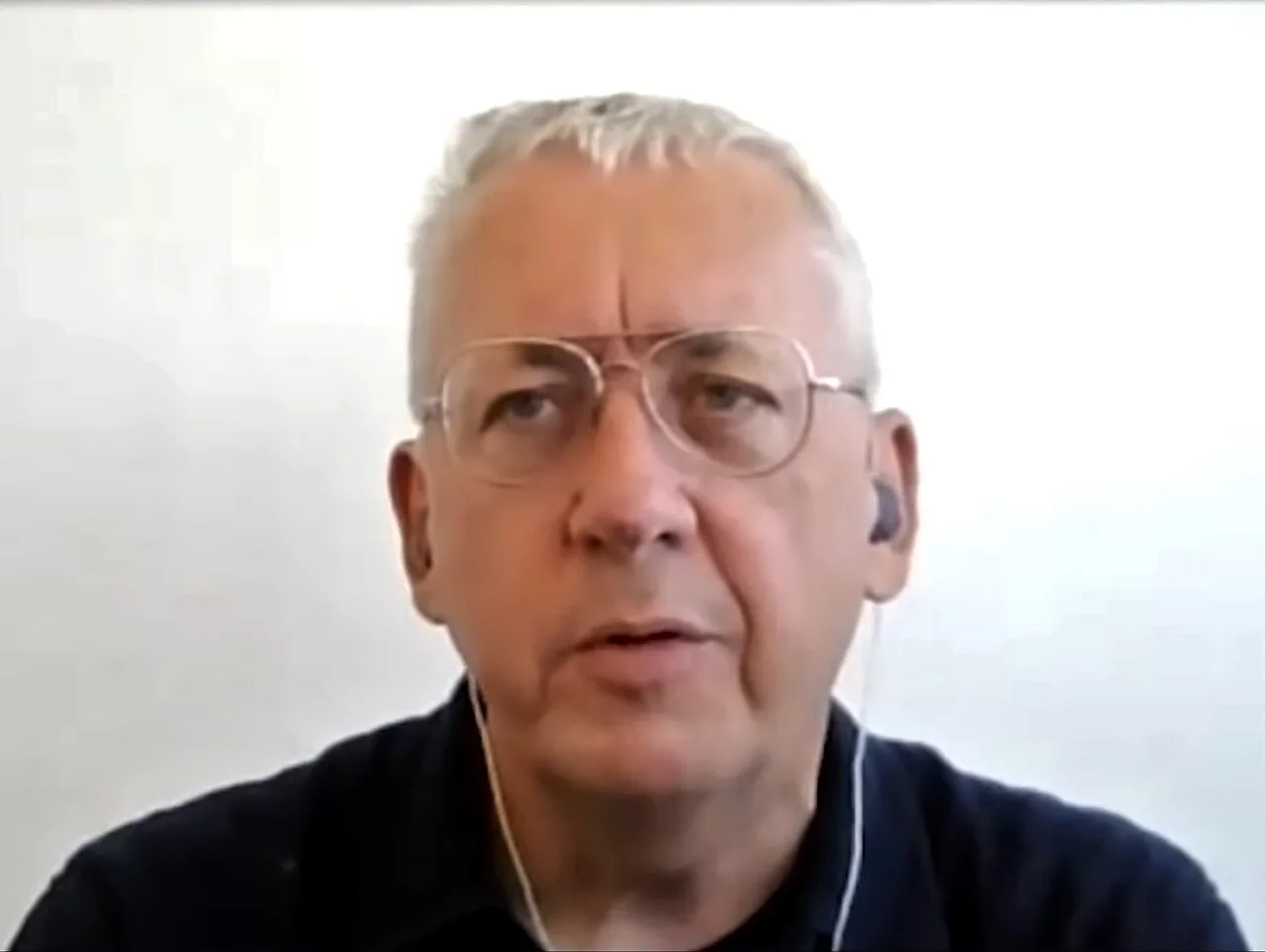 Jeremy Strong Emails Mark Zuckerberg