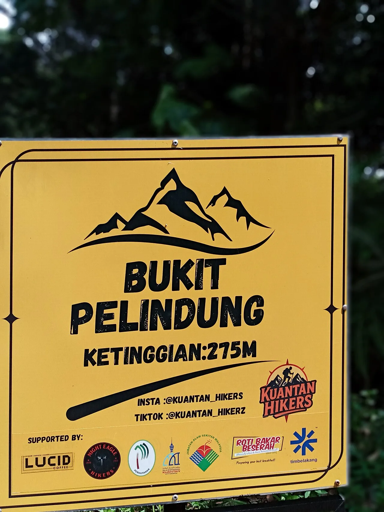 Malaysia Cracks Down on Social Media Hiking Trend