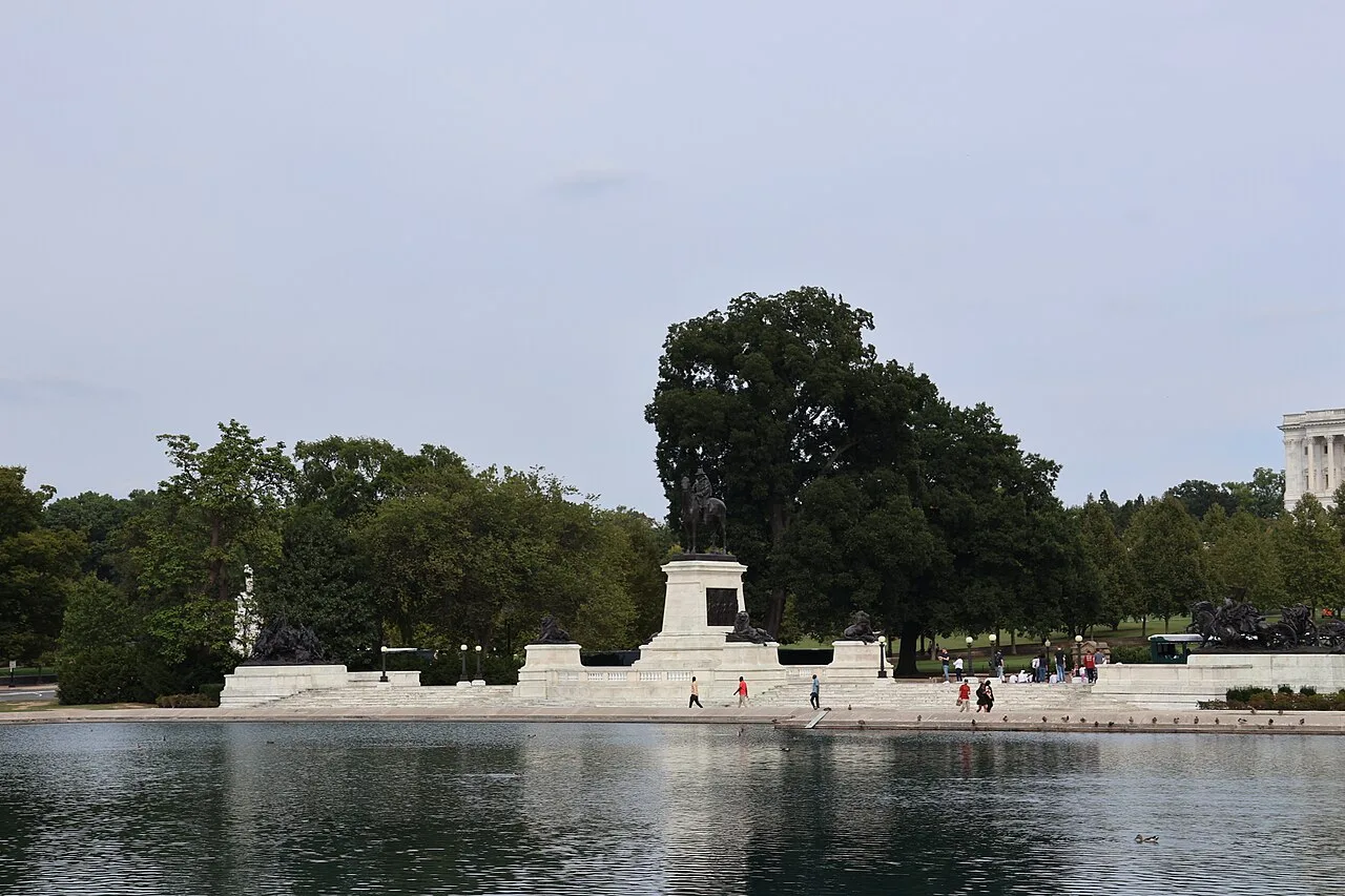 Trump Administration Drops Reflecting Pool Charges